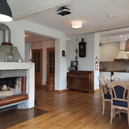 9 Min From Palanga! Luxury House On The River And Sauna Kretinga Eksteriør bilde