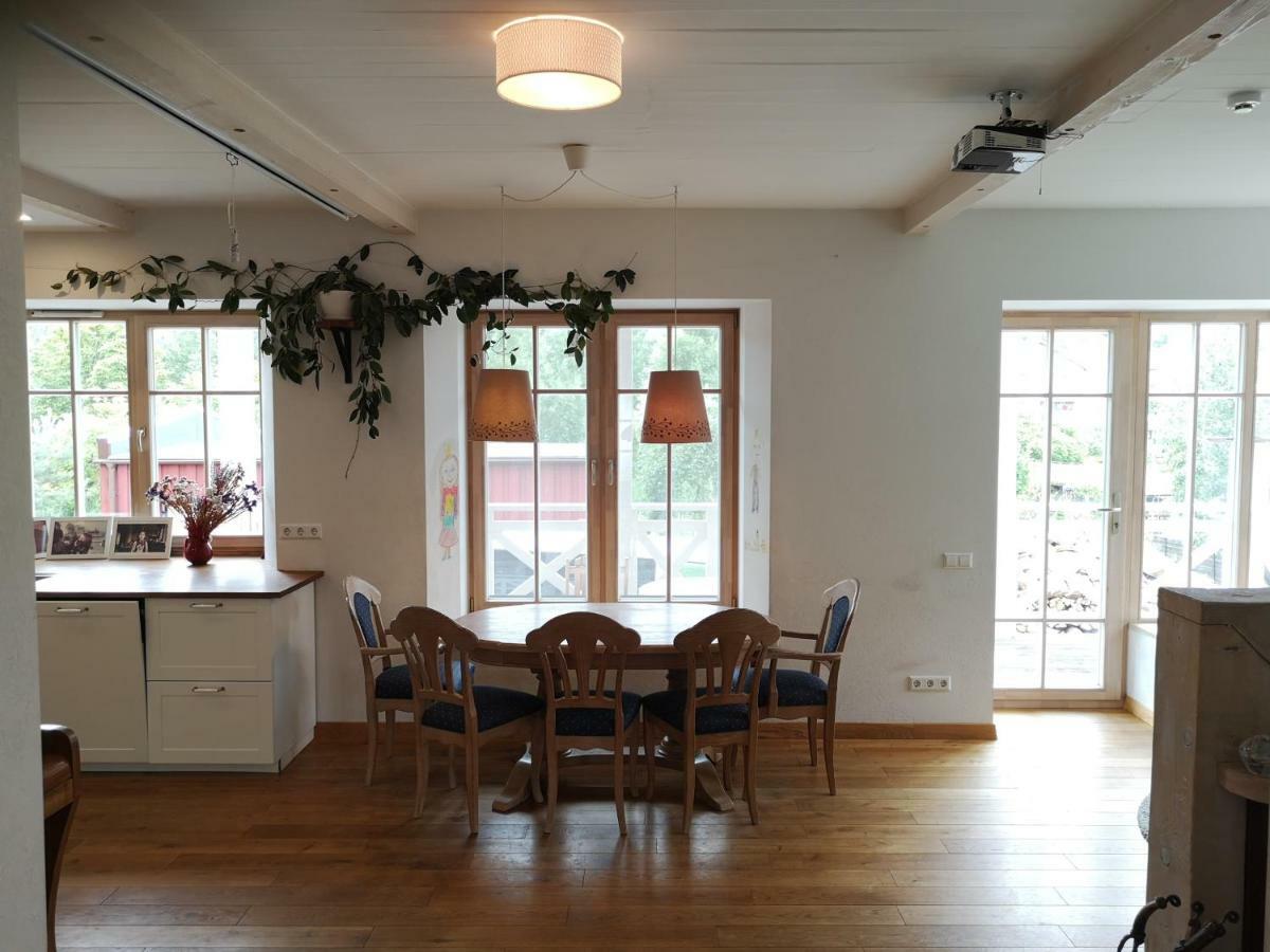 9 Min From Palanga! Luxury House On The River And Sauna Kretinga Eksteriør bilde