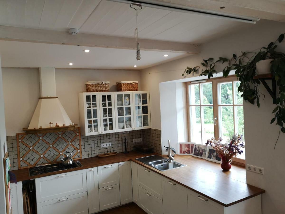 9 Min From Palanga! Luxury House On The River And Sauna Kretinga Eksteriør bilde